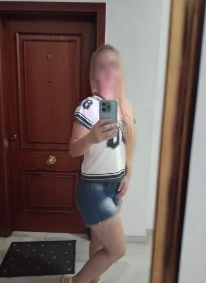 Anja, 38