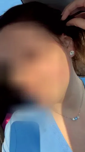 Anna, 29