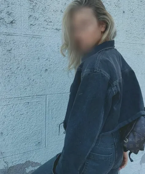 Denise, 31