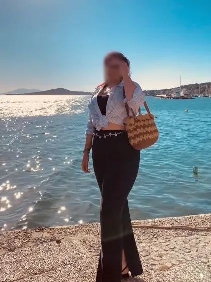 Elif, 26