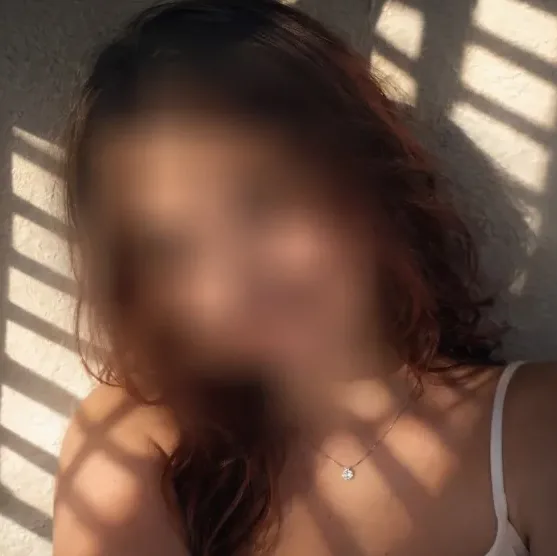 Fiona, 23