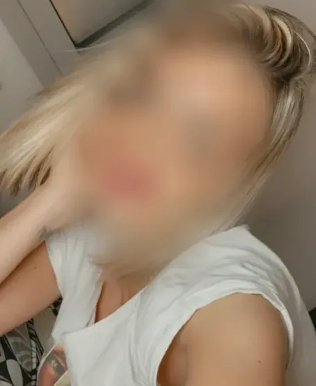Karin, 35