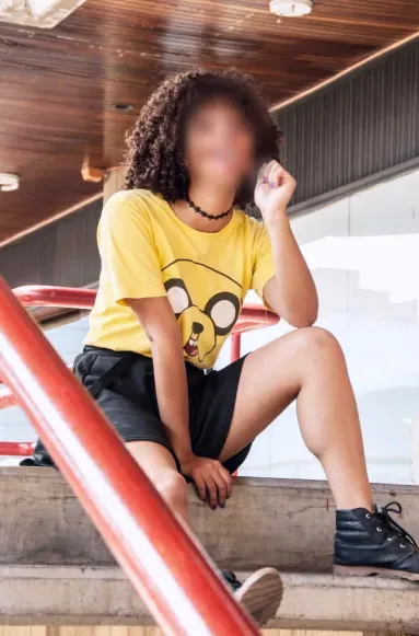 Lea, 28