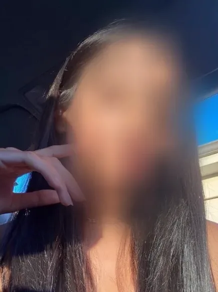 Lisa, 20