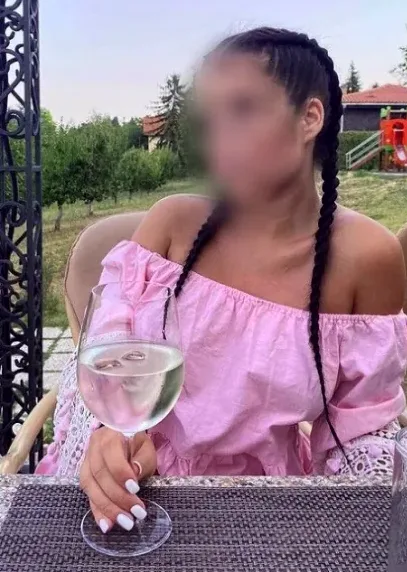 Martina, 30
