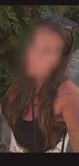 Nadine, 31
