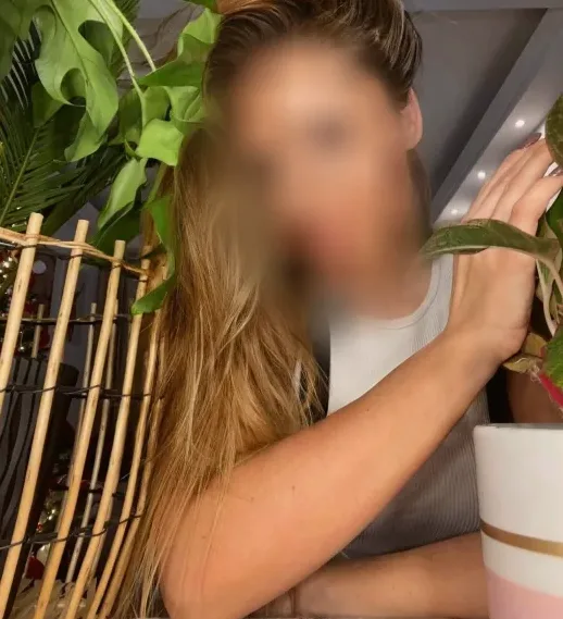 Natasa, 39