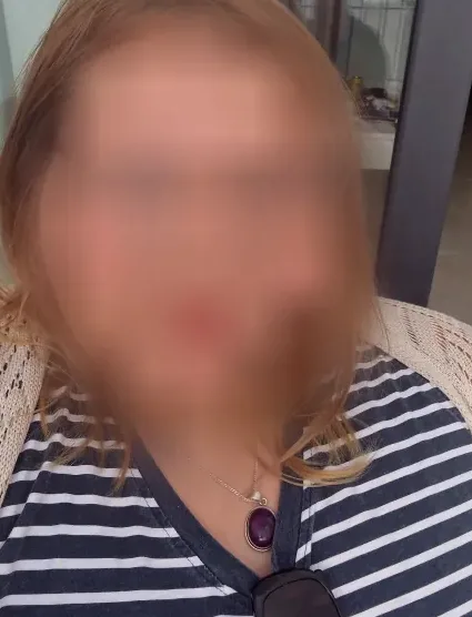 Valentina, 23