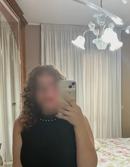 Yvonne, 21